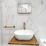 Glamour & Jacuzzi Prive * Шамбери