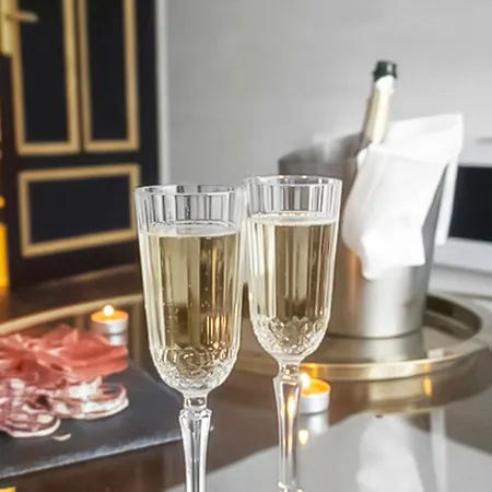 Glamour & Jacuzzi Prive Шамбери